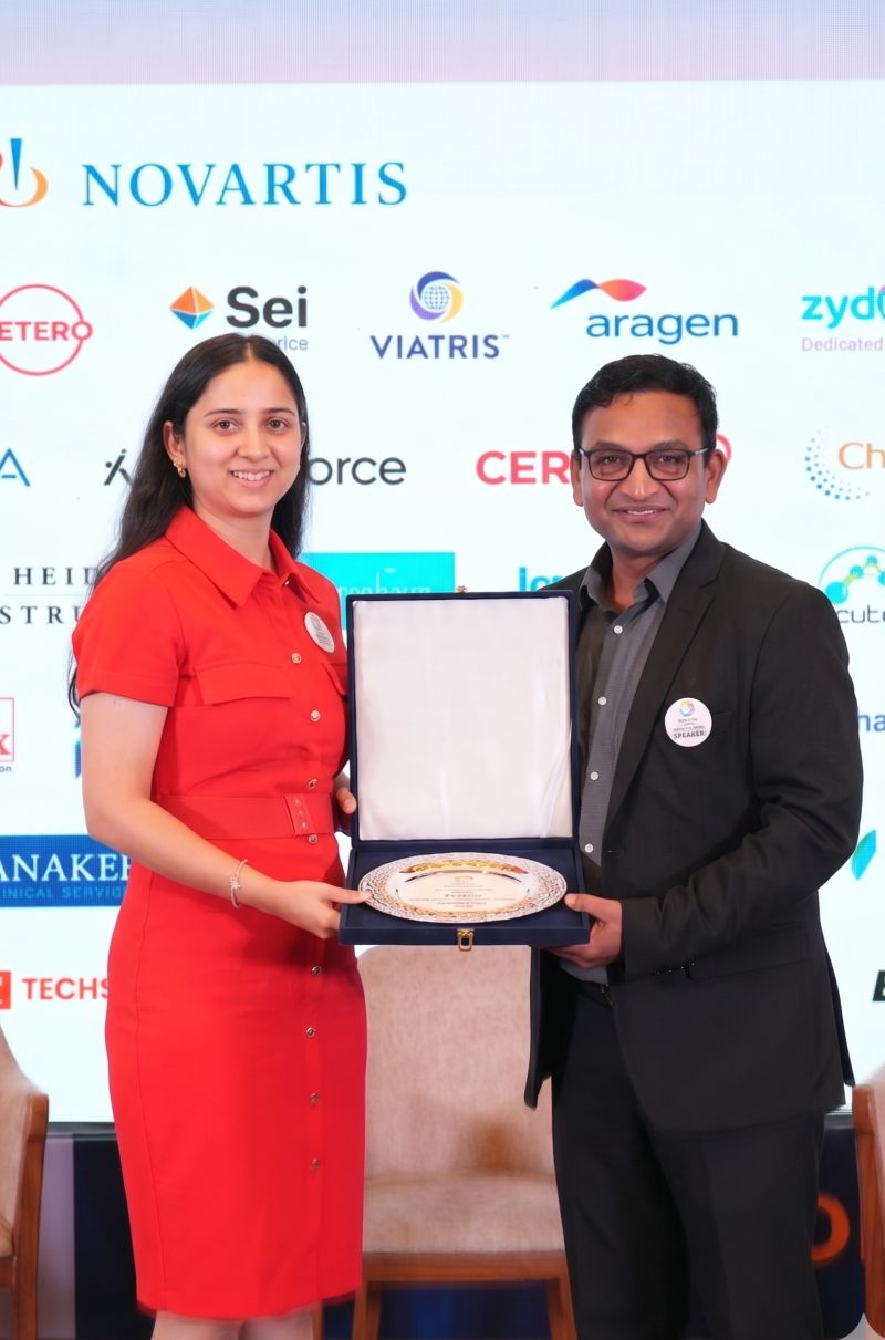 MoatRx receiving Samanvay memento